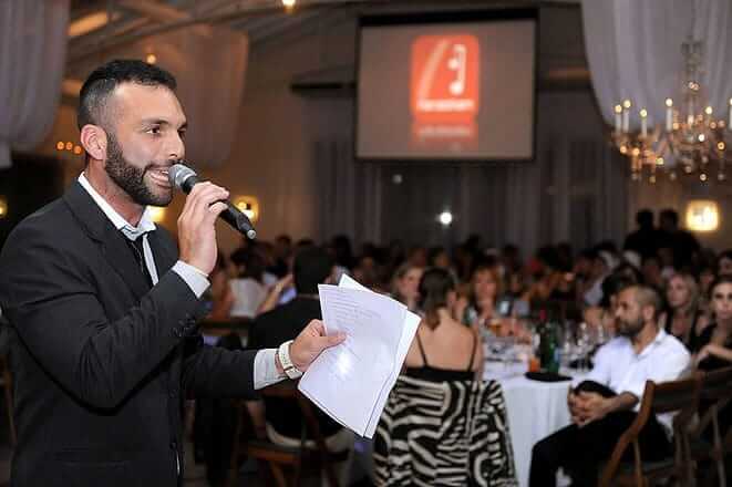Karaoke para eventos corporativos - Conduccion
